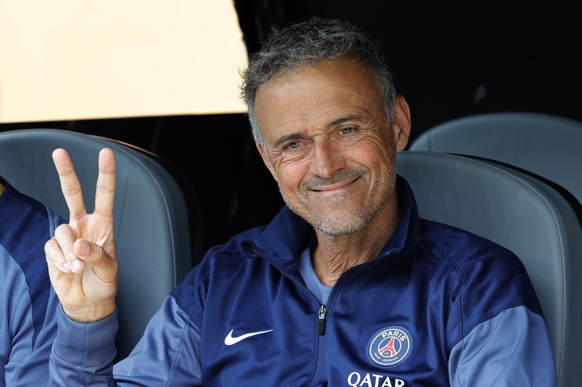 Allez chercher le but de la victoire à 10 contre 11, à l'extérieur, sans faire de changement de panique après le carton rouge 🟥, c'est la MENTALITÉ que Luis Enrique a donné à tout le club.

*Luis Enrique n'hésite même pas une seconde à sortir à la mi-temps un joueur qui ne