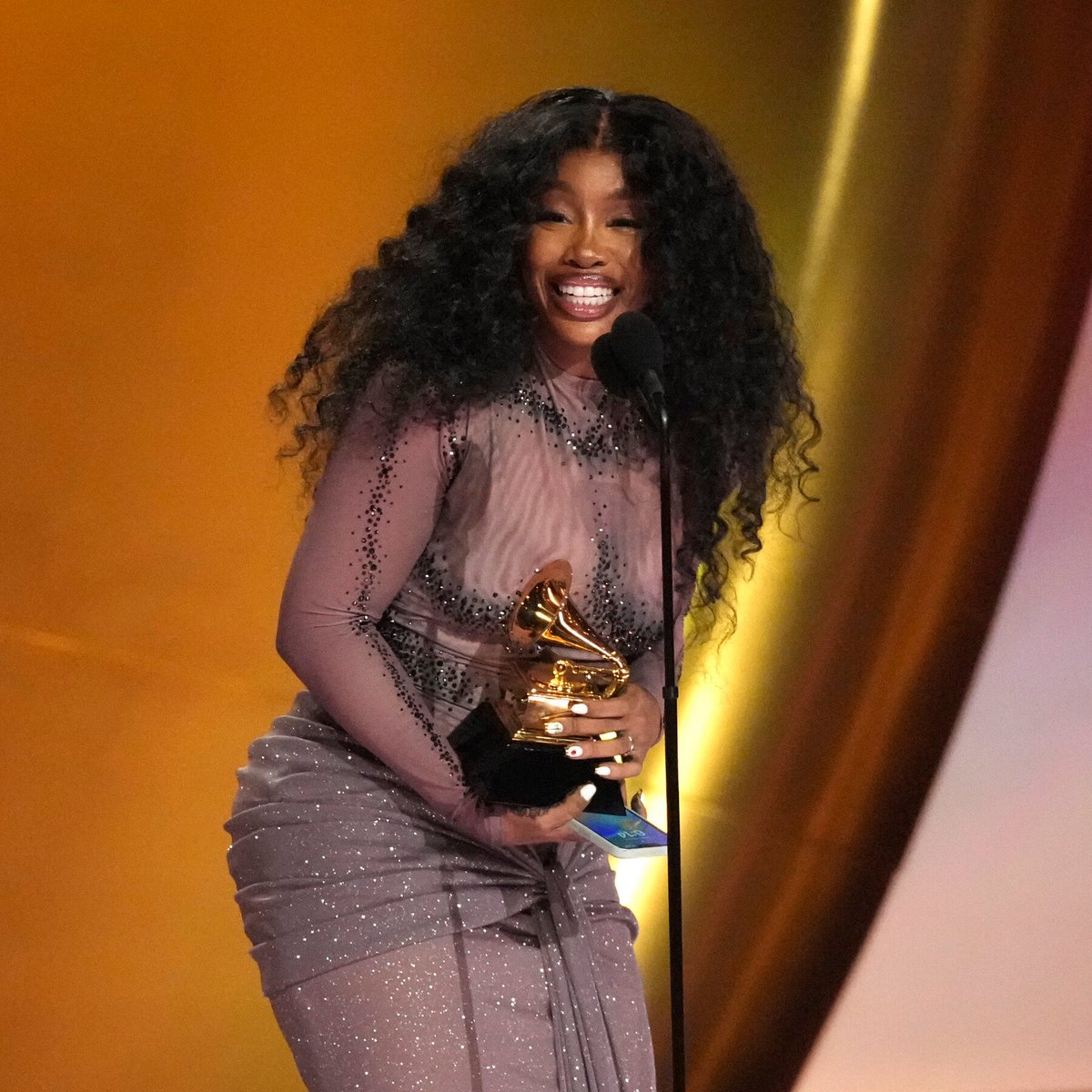 SZA Charts tweet media