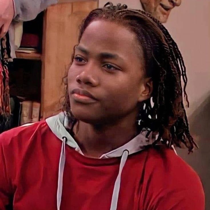 tracklist's tweet image. Leon Thomas III, o Andre de "Brilhante Victoria", se tornou vencedor de TRÊS #GRAMMYs. 🏆

ORGULHO DA HOLLYWOOD ARTS!