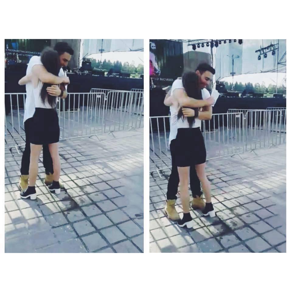 cris 🌙 tweet media