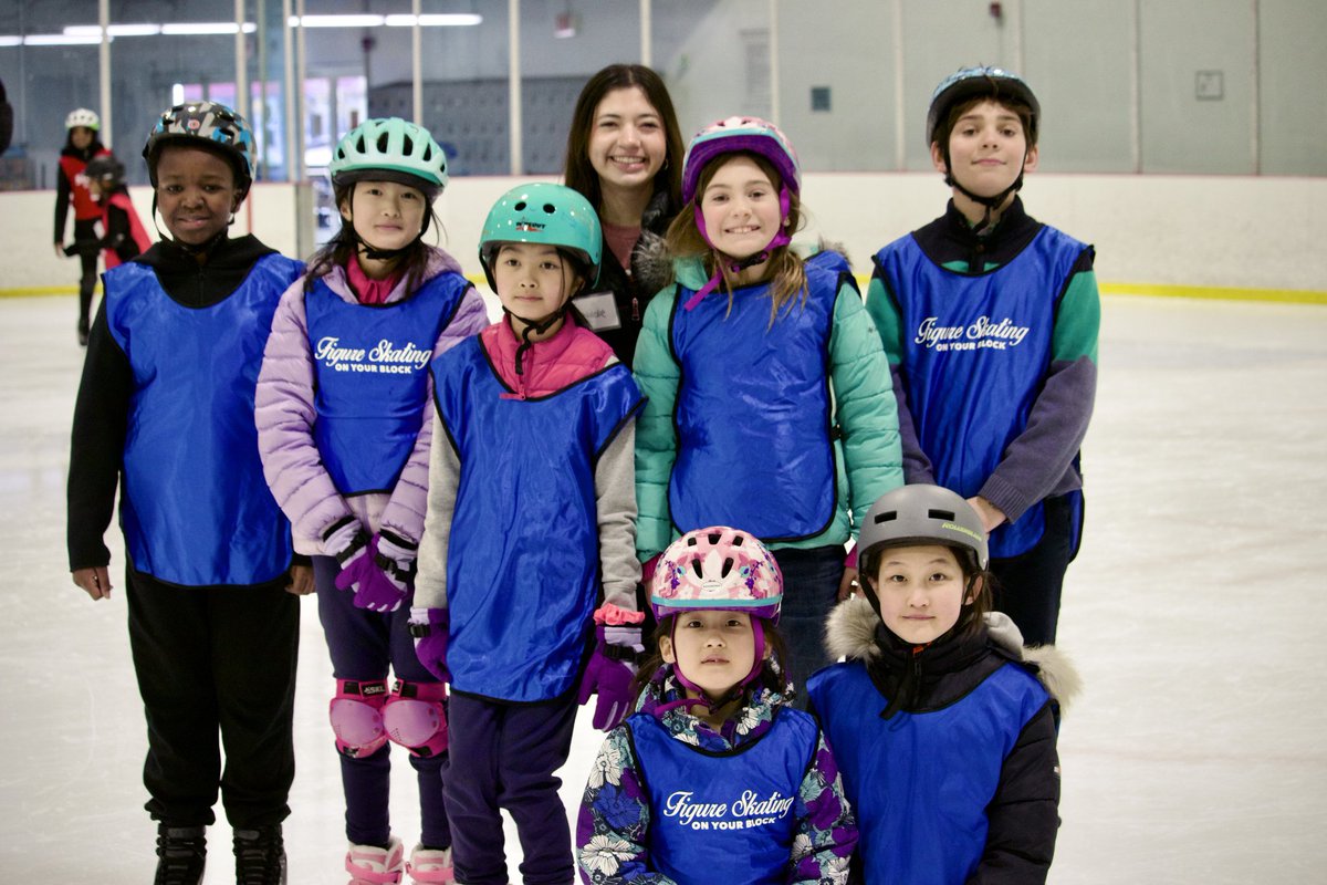 Figure Skating On Your Block tweet media