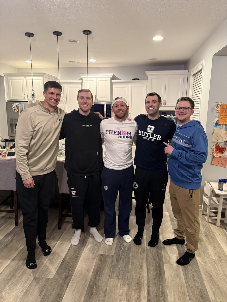 Tyler Lewis tweet media