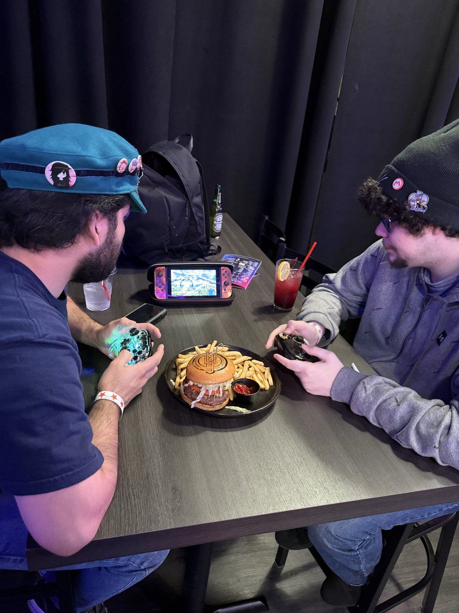 hungrybox tweet media