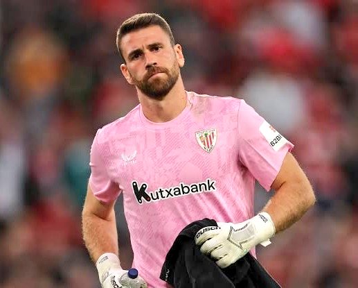 AmaroJonay's tweet image. Unai Simón y un 2026 donde está dispuesto a ser uno de los pilares del Athletic. No puede contener todo, pero su rendimiento está siendo una de las mejores noticias de los leones. 

Y de los pocos con autocrítica #AthleticRealSociedad