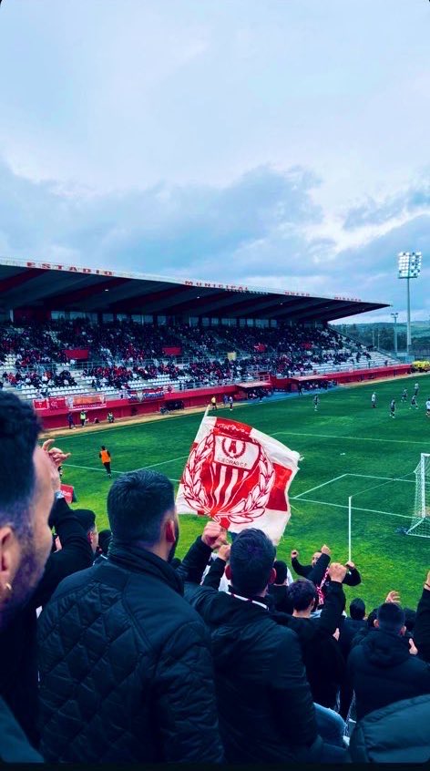 PedroACFpride's tweet photo. Siempre con la banda del castillo y el laurel ! https://t.co/fyWgsuLekg