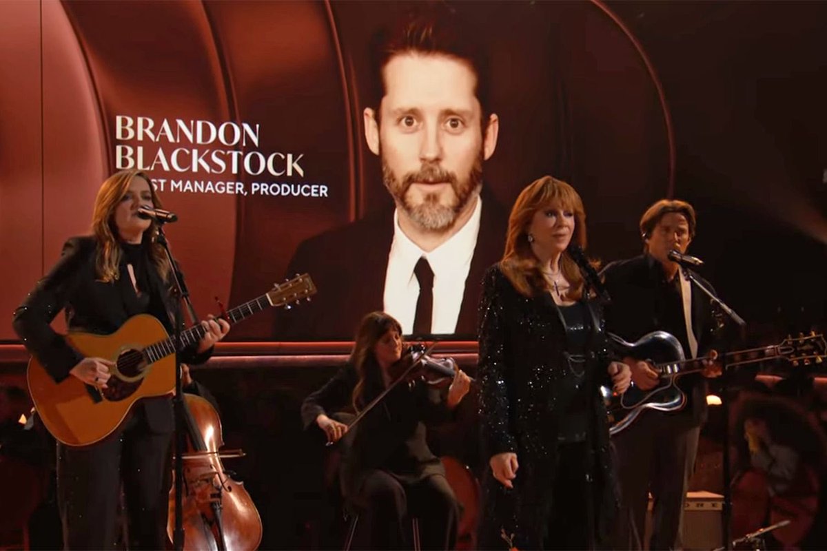 DPMCanty's tweet image. As Americans, we refuse to accept slander against a single mom who works two jobs, who loves her kids and never stops. She’s a survivor and a country music legend. Put some respect on her name. #Reba #GRAMMYs2026