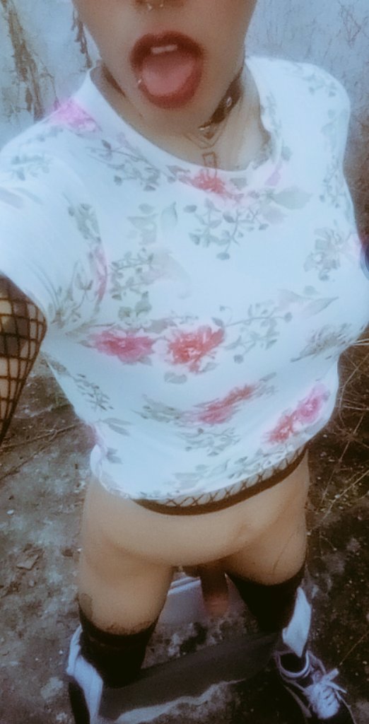 johanahoffman16's tweet photo. #cruising #femboy https://t.co/7a3PMGILw1