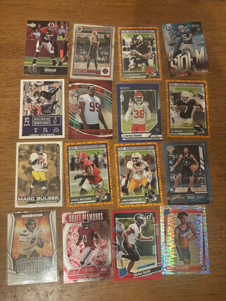 Sunday Stack Sale 
- Inventory clean out .25 each
- new $1
- New $3-5

Lot 52

$.25 each