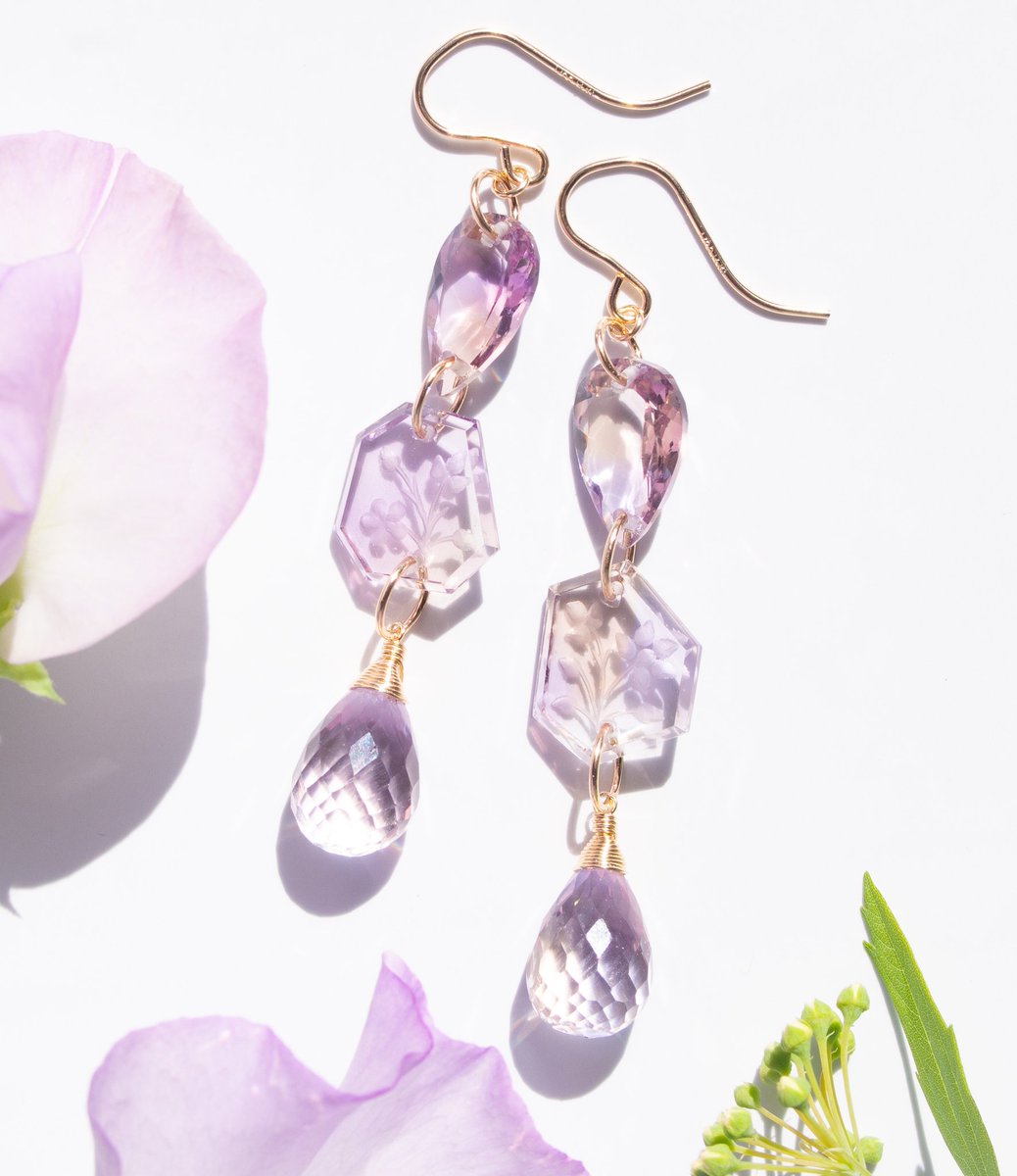 こんにちは アメジストとシトリンが自然に混ざり合ったバイカラーの