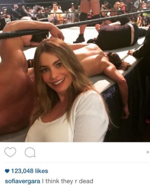 harrysdigicam's tweet image. why is laufey giving this 😭 #GRAMMYs