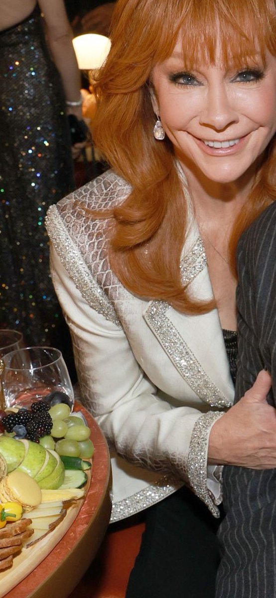 HaileyGracesDad's tweet image. Check Out That Charcuterie 🤣 #Reba #GRAMMYs