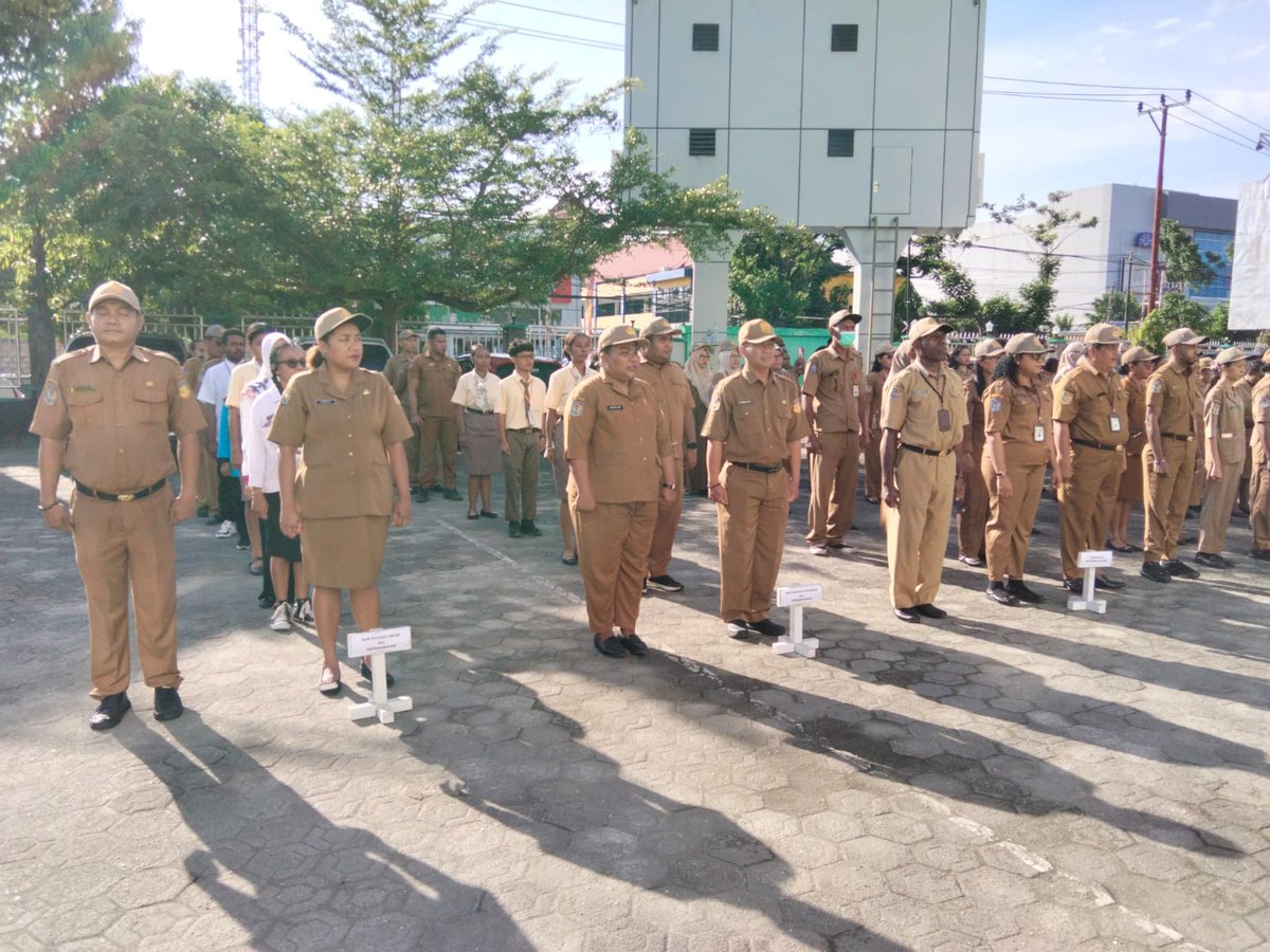AtapBlacit's tweet photo. Apel pagi tgl 2 Februari 2026 di lingkungan dinas kesehatan provinsi Papua. https://t.co/051Ae4h8LT