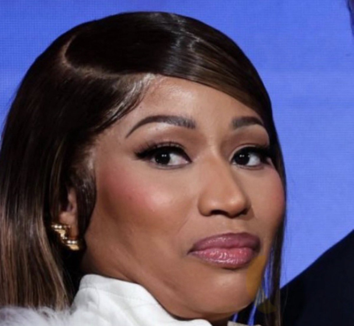 locketshowboy's tweet image. Nicki gonna be the first one there