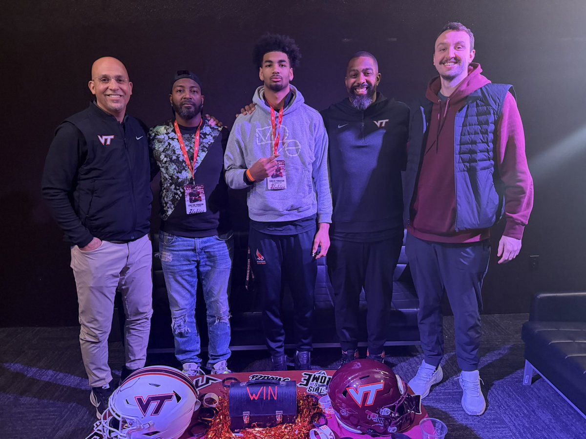 Carlos “Smooth” Ferguson 3⭐️ tweet media