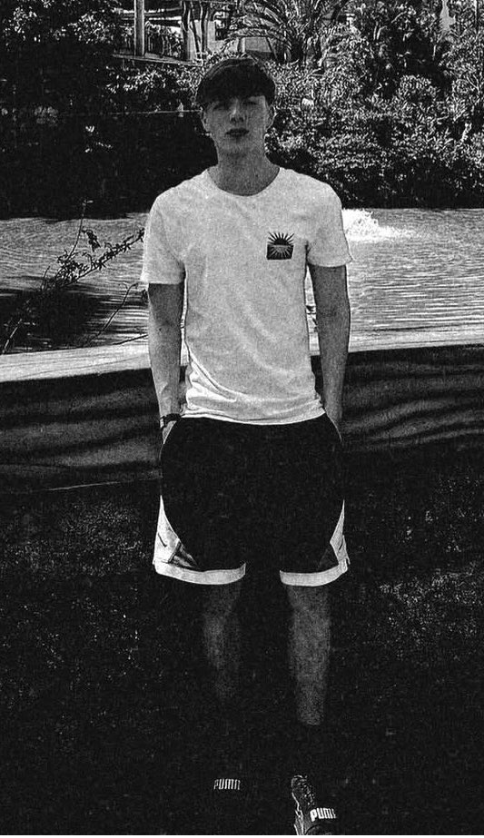 Alan Genez tweet media