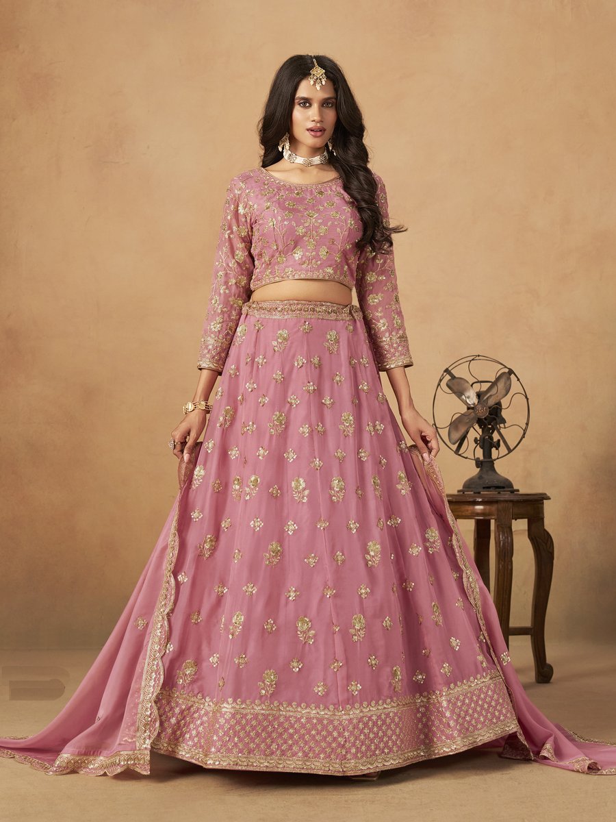 Heenastyle's tweet image. Get ready for the holidays with Heenastyle ! Get up to 60% off our gorgeous line of party wear lehenga choli - the perfect choice for every occasion.

#Sale #60OFF #LehengaCholi #Womenwear #Ethinic #Choli #Lehenga #Heenastyle

Shop at heenastyle.com/lehengas/party…