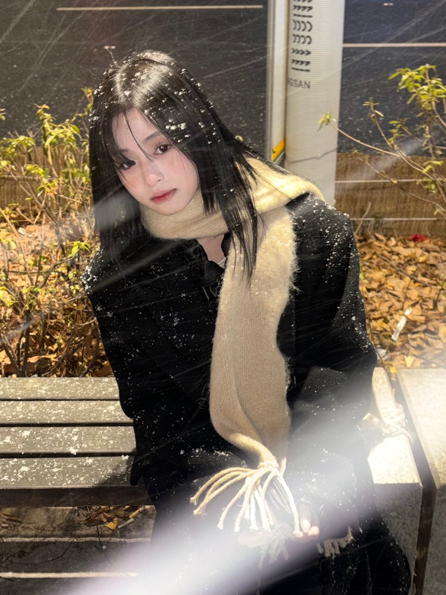 picbaemon's tweet photo. AHYEON WEVERSE UPDATE https://t.co/JYp5r8JtKl