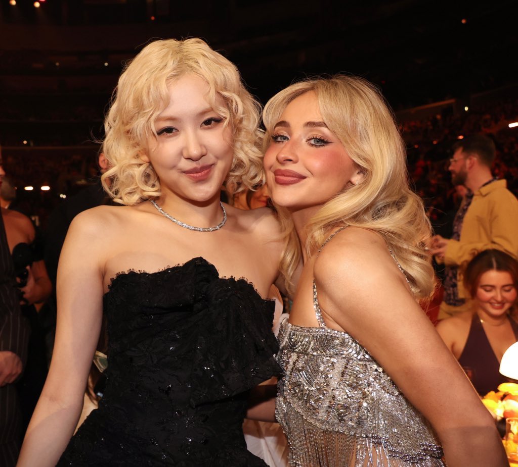 blackpink tweet media