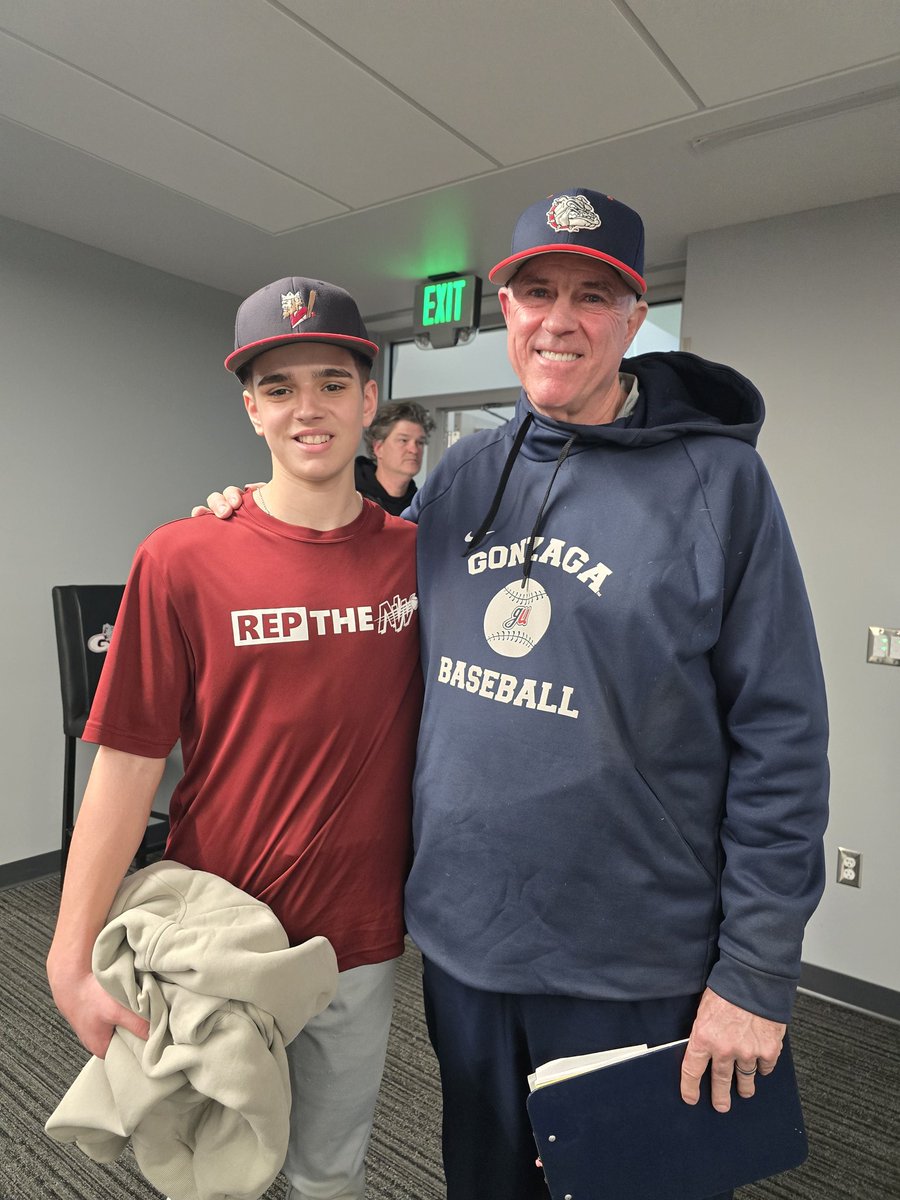 JacksonRhoten's tweet photo. Thank you @GonzagaBaseball for today's camp. It was exciting to work with everyone and checkout the new training facility. https://t.co/xAom5y0EZL