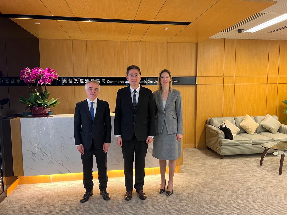 Christile Drulhe tweet media