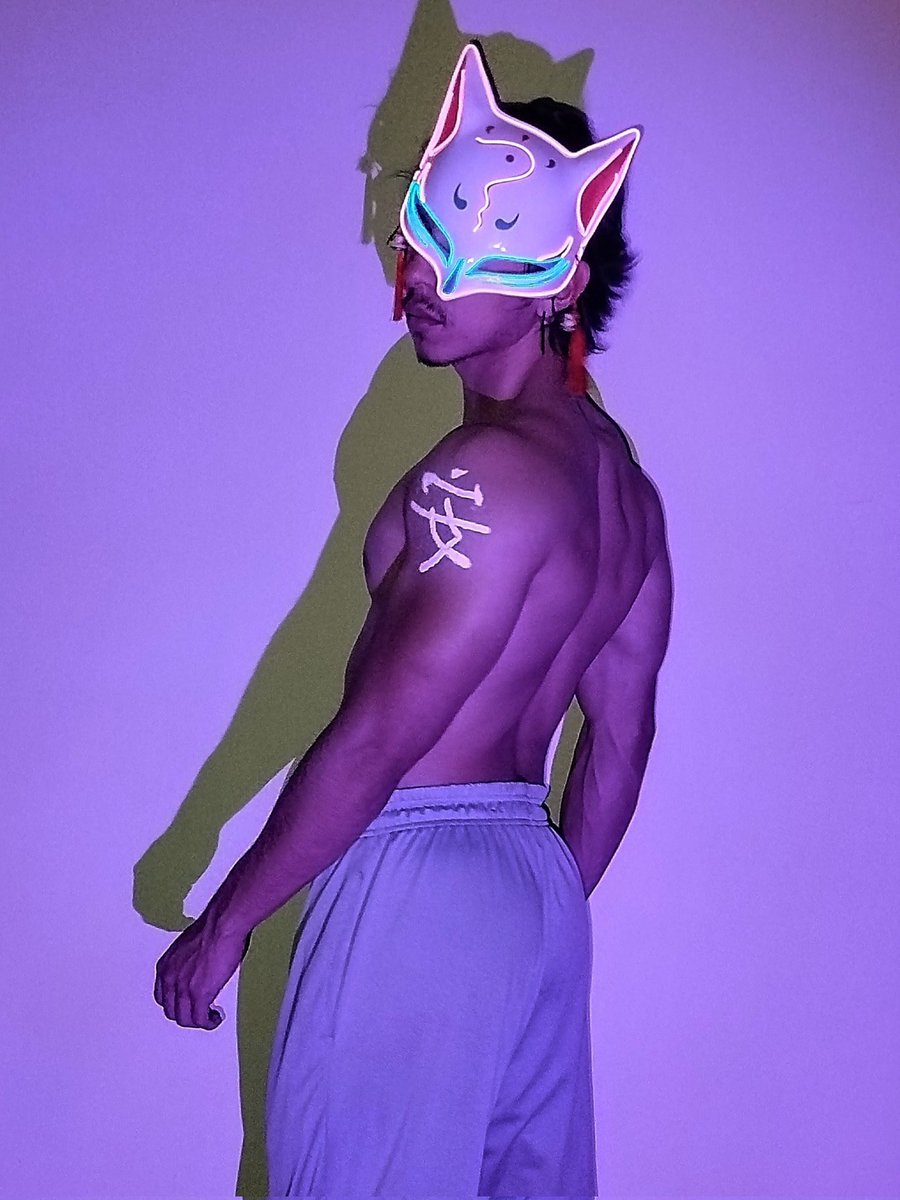 jun_vega124's tweet photo. Primer poust de este estilo, que nervios 🦊⚪ https://t.co/UVF5Qm6Vgl