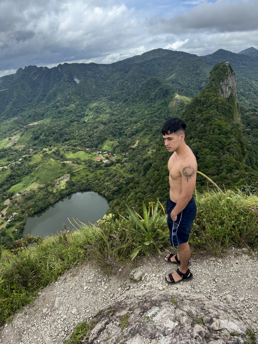 rayjap_'s tweet photo. Things get worse before they get better ⛰️ https://t.co/rldwKG9Men