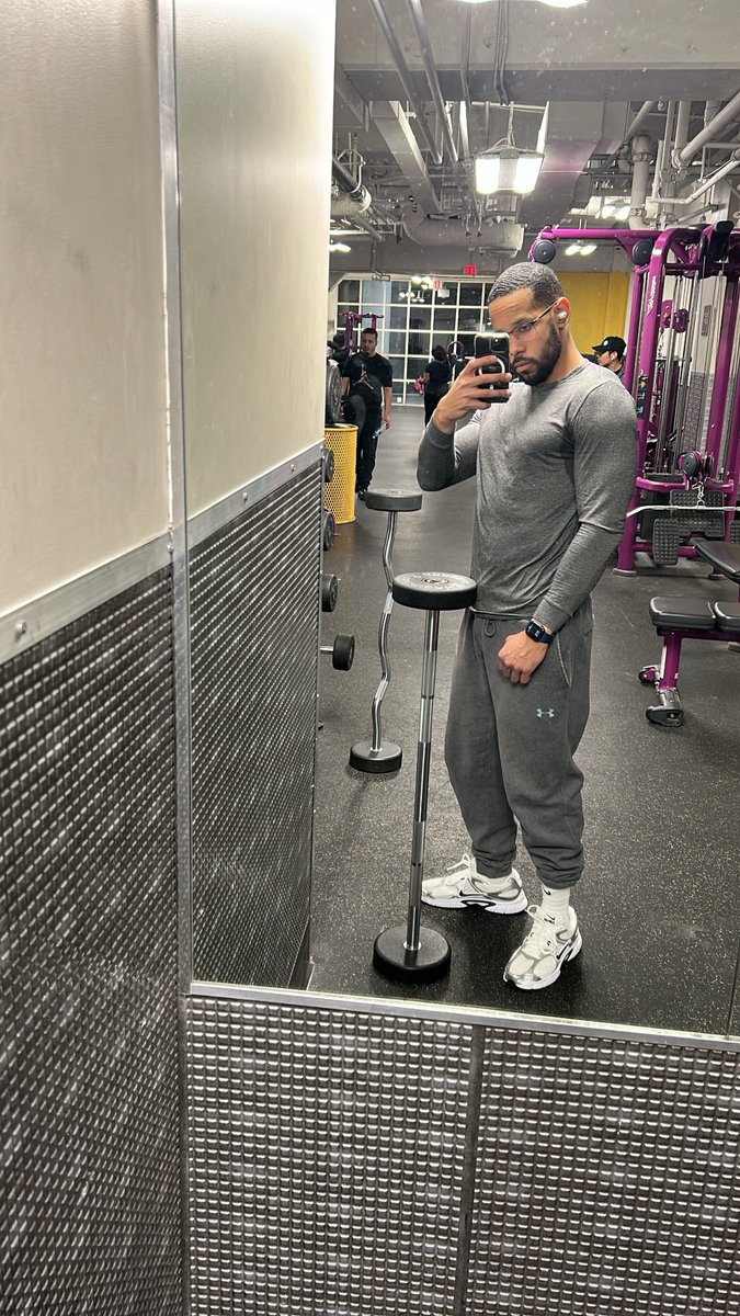 Ray_Diesel's tweet photo. Gym. https://t.co/myaWrFqXs9