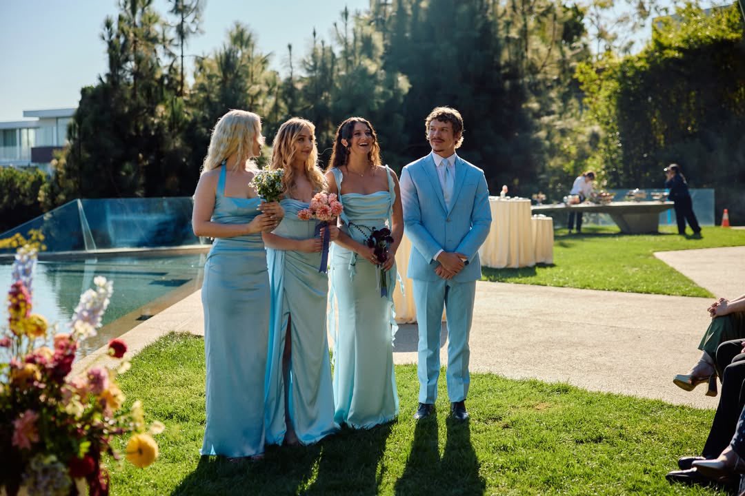 connorstupdates's tweet image. New/old photos of Connor Storrie at a friend’s wedding.

📲 megthecapricorn via Instagram