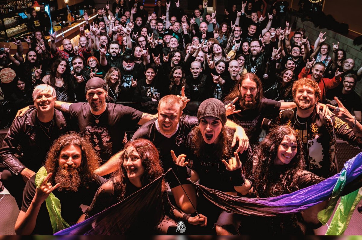 Broche final a una noche inolvidable en Córdoba.
Concluye un trayecto intemporal bifronte lleno de grandes momentos compartidos y dosis de realidad en estado puro.
Próxima parada: Lo que ya está por llegar.

❤️🤟🏻Gracias Córdoba🤟🏻 ❤️
Magnífica fotografía  @raquel_loto_fotografia