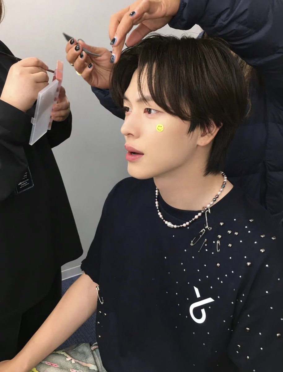 이거그냥완전육성재잖아.