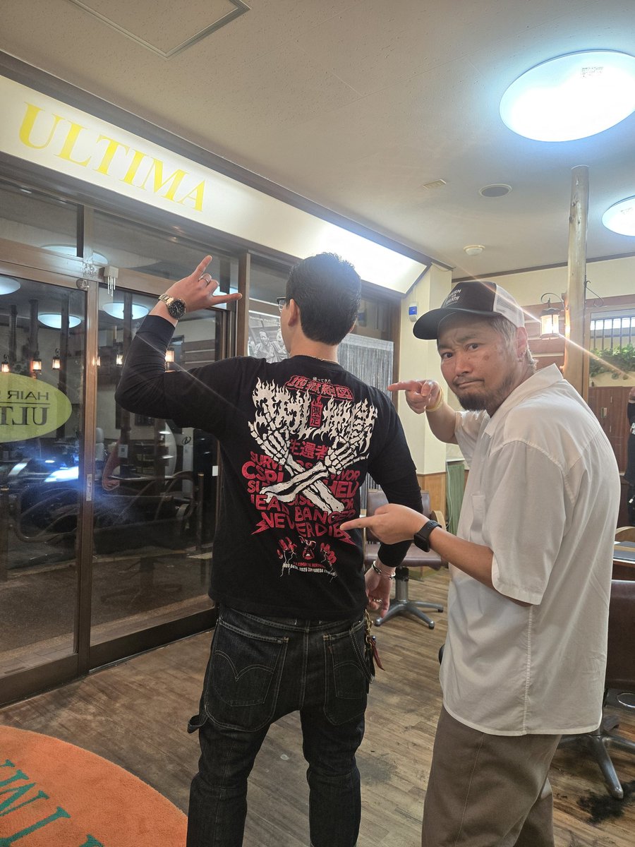 昨日は、えこひいき店・家家家 店長ろっくめんさんが ご来店🍜 カット