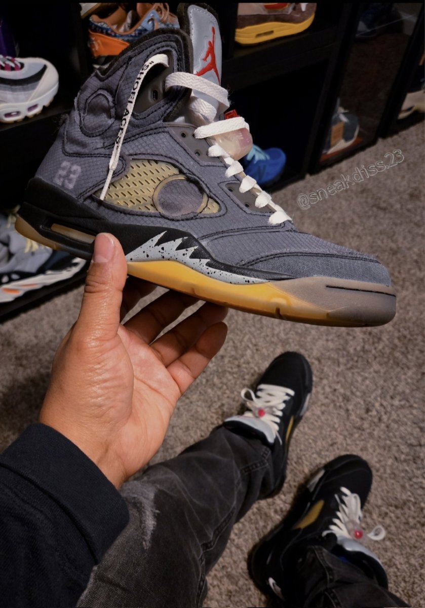 ImSpense's tweet photo. The AJ5 has been on a nice run lately ๐๐พ๐ค Speaking of... I can't wait for the Wolf Grey's to drop #ootd #kotd #kicks #nike #snkrs #jordan #jordans #jumpman #jumpman23 #swoosh #sneakers #sneakerhead #sneakerheads #sneakerfiles #sneakerfashion #wdywt #firefriday #firefridays https://t.co/7uNEelOUCN