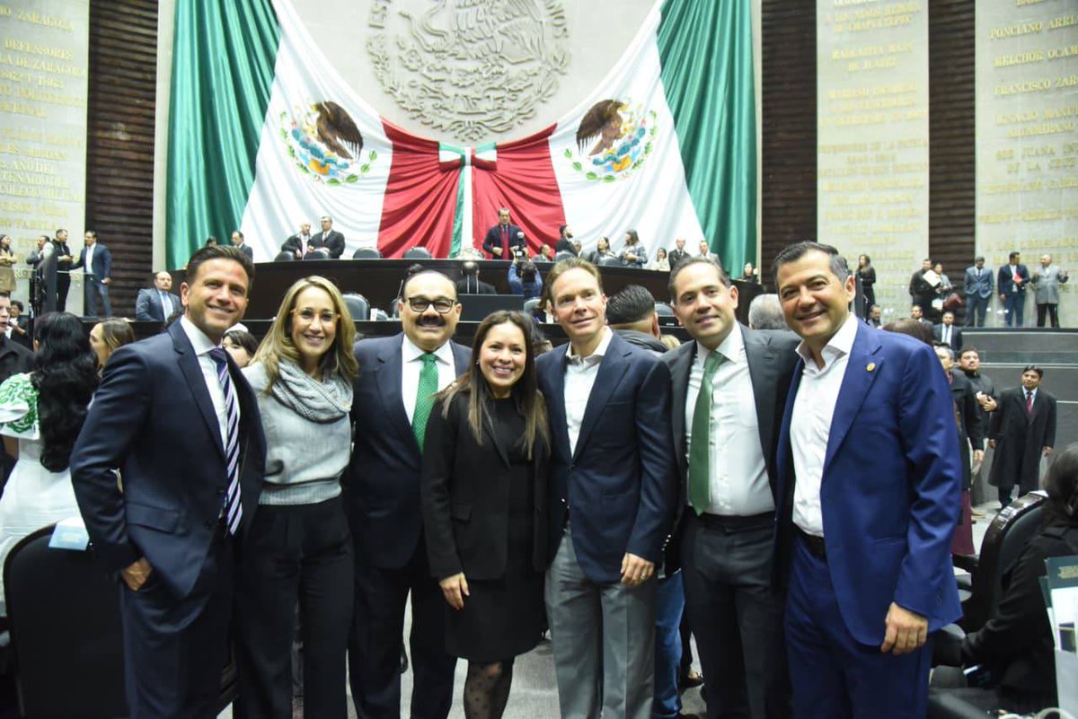 jc_ramirezmarin's tweet photo. Con el compromiso de seguir trabajando y construir acuerdos en beneficio de los mexicanos y, en particular de los yucatecos, esta mañana iniciamos un nuevo periodo de sesiones. ¡Vamos por más resultados! https://t.co/j6Fo0qHrlR