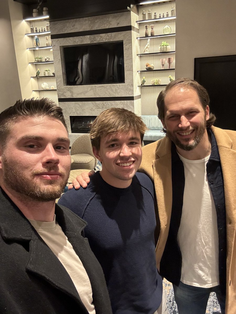 ArchieEsh's tweet image. After an amazing visit and great conversations with @_CoachNew, @CoachRickyBrown, and @CoachMikePalmer, I’m excited to announce my commitment to @NavyFB! Great school, great people, great program! Incredibly grateful for the opportunity to be part of the Brotherhood!…