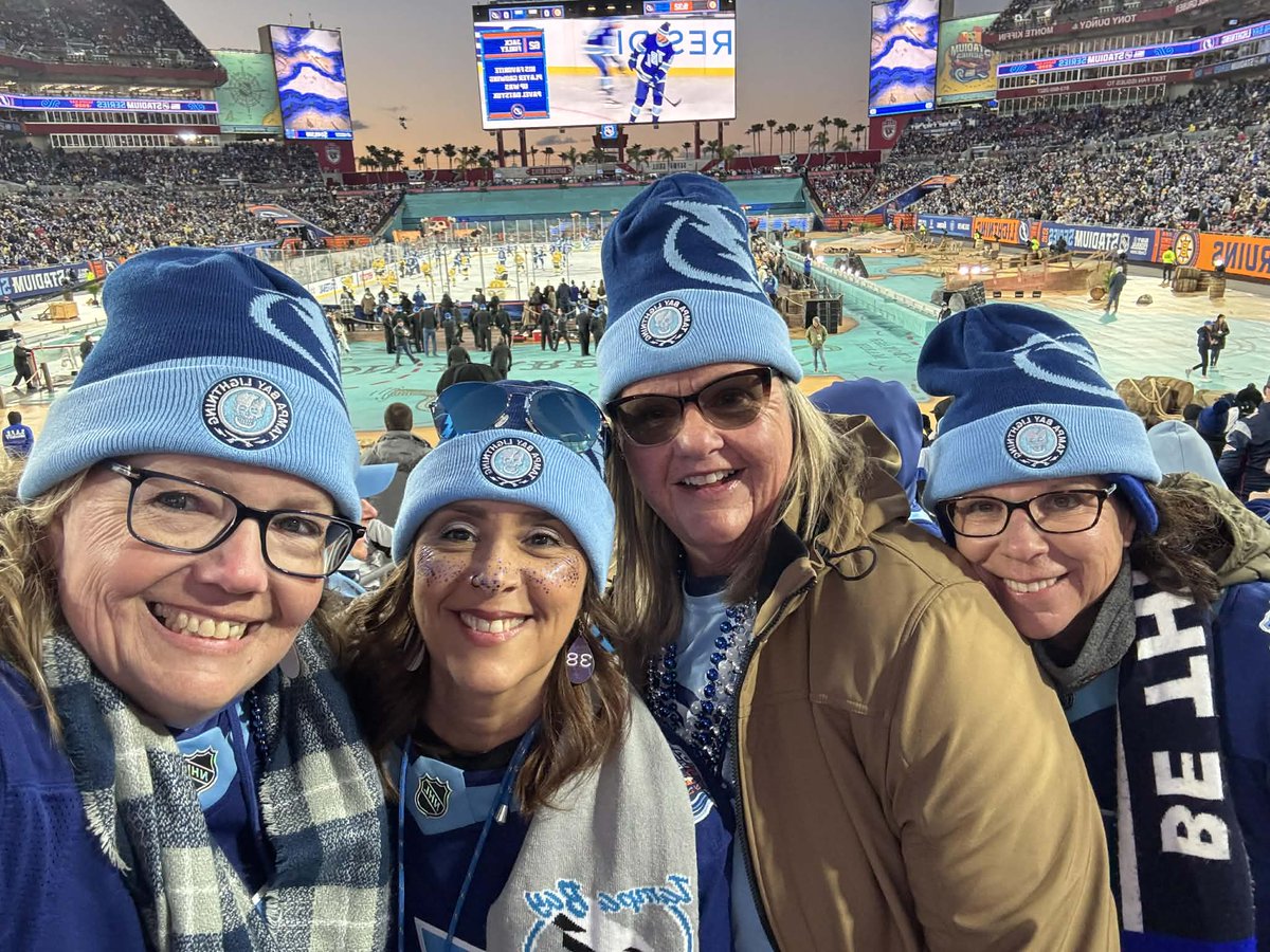 TampaSportsGirl ⚡️🏴‍☠️💥🔰🐂☀️ tweet media