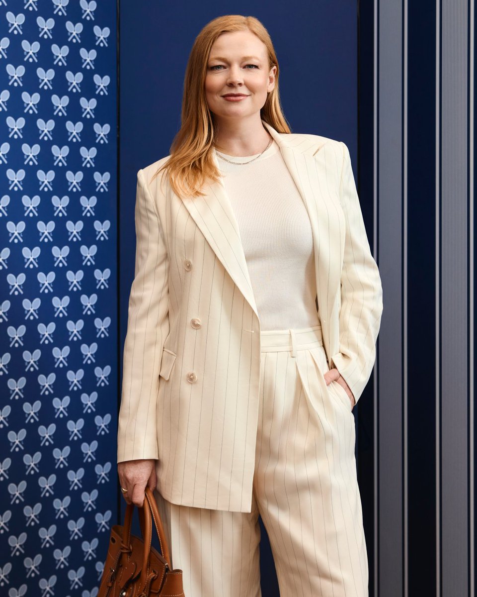 RalphLauren's tweet image. A celebration of sport and style for the #AustralianOpen finals.

In tailored and effortless #RLCollection looks, #SarahSnook, #AdutAkech, and @MaiaMitchell mark the final match of the tournament at the Ralph Lauren suite.

#AO26