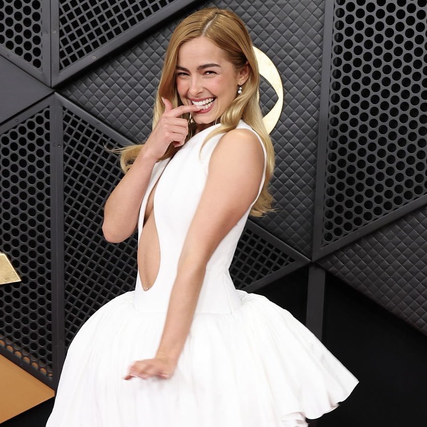 iriptheslitt's tweet image. addison rae at the 2026 #GRAMMYs