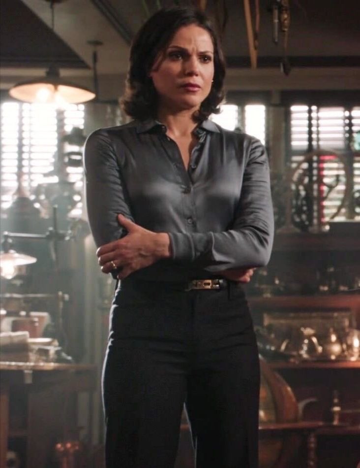 moonlightmilfs's tweet photo. happy birthday to regina mills. may she continue to get laid in every fic i write 

https://t.co/M6Utk3w31N https://t.co/fO0E0SISfy