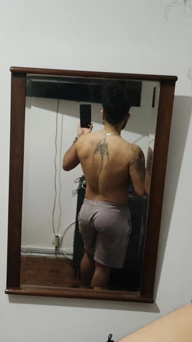 Ivan_4lves's tweet photo. as costas ta ficando top😎 https://t.co/MYqDxNwzSN