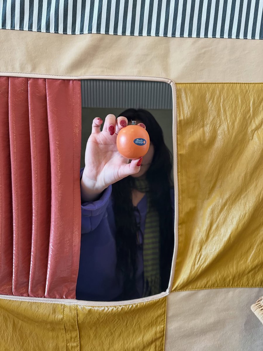 정휘인 이거 되게 그거 같다 
슈돌에 나오는 애기들 장난감 집 아니면 카감들 있는 그 집...