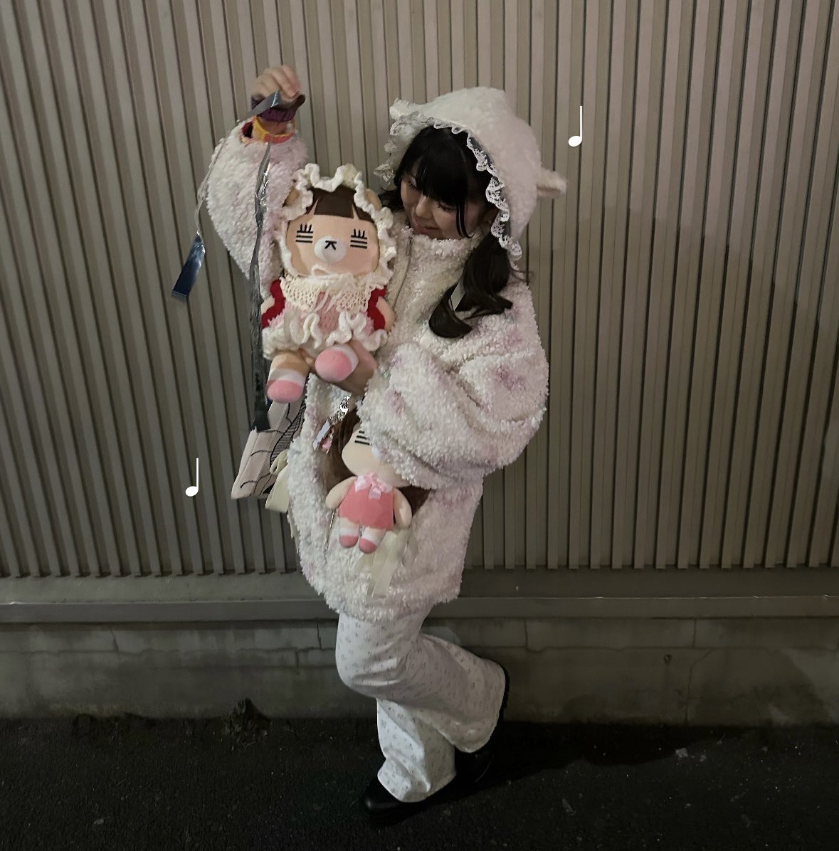 __nya519's tweet photo. ラブリーパンクツアー in Zepp Nagoya⭐️
いつもとはちょっと違う力強いコレたんを間近で見られてしあわせだったꌩ  ̫ ꌩ安定にかわいかったなーꌩ  ̫ ꌩ💘思いのほか前まで行けて、2列目!!近すぎて┣¨‡┣¨‡だった♡銀テは取れなかったので思いやりBOXの中から1枚だけ頂いてきました♡ありがとう😭 https://t.co/9a6jWPKWUn
