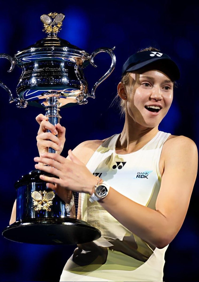 Elena Rybakina has made $8,035,000 in prize money since November last year. 

Get that bag, Lena. 

💰💅🏻