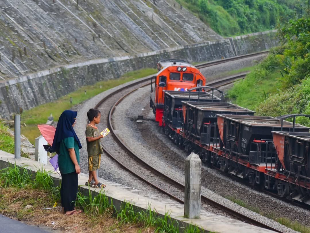 Kereta Api Indonesia tweet media