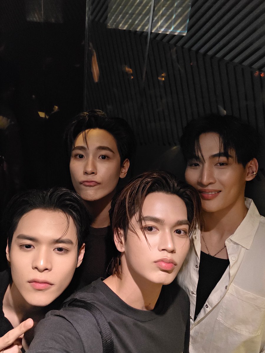 คุณไป๋ tweet media