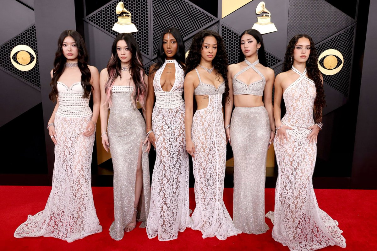 sboficial's tweet photo. KATSEYE no #GRAMMYs. https://t.co/jZDZfJCjuH