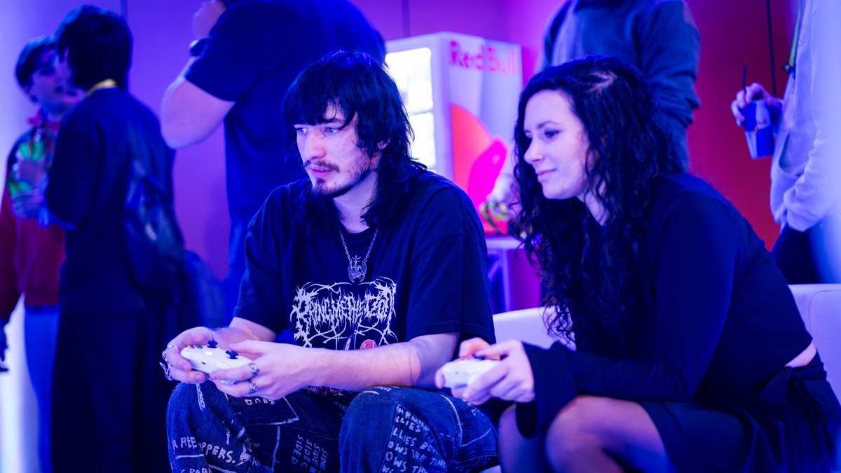 2XKOFR's tweet image. Une journée incroyable ! Vous êtes la meilleure communauté ❤️