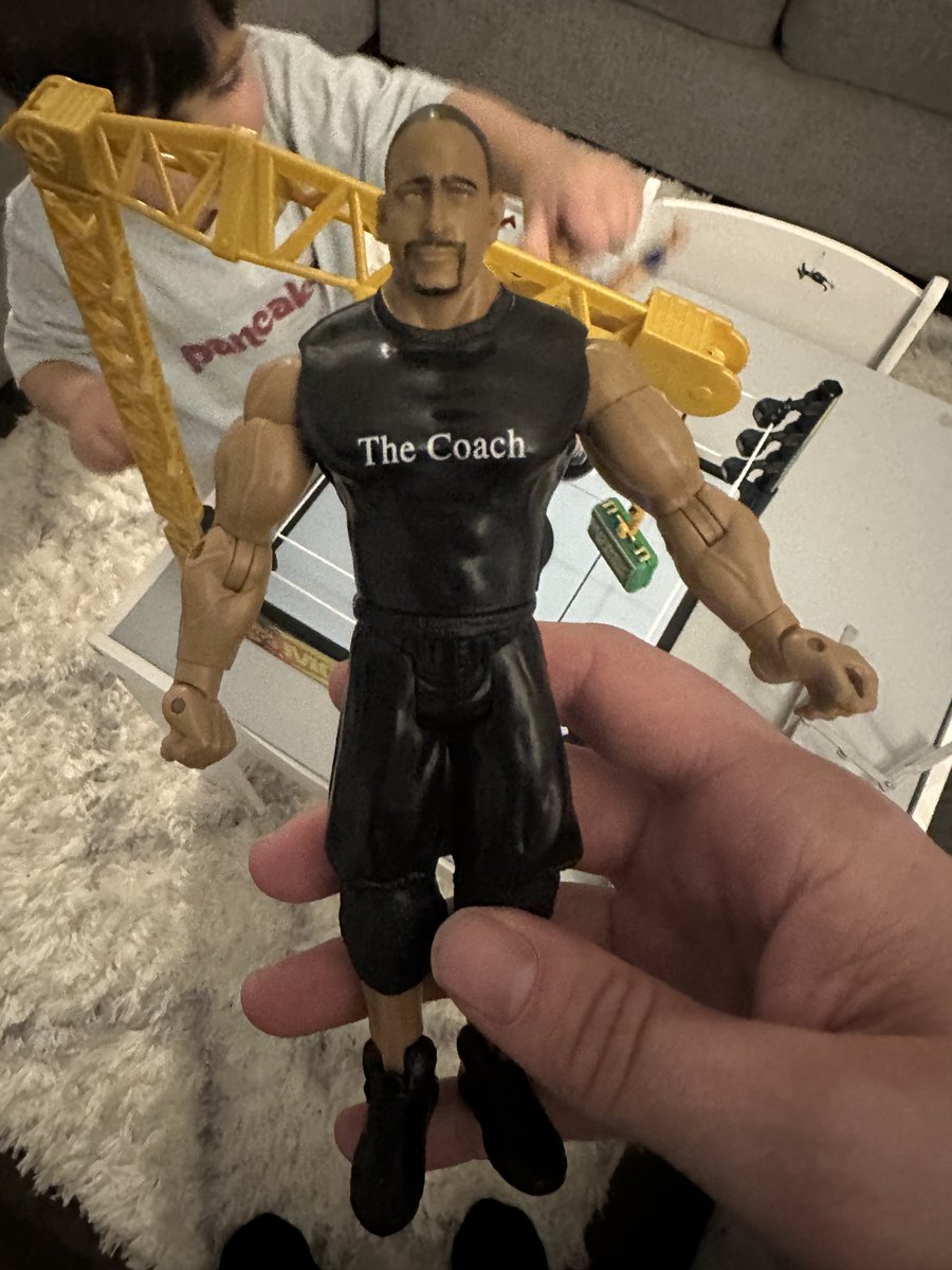 DJuice217's tweet photo. @Thecoachrules 
My sons @CodyRhodes action figure broke lastnight so we took him to a toy shop ,which had over 1000 WWE action figures, to choose a new one…
including @WWERomanReigns … he chose this one!
Allegedly it looks like @CMPunk 😂 https://t.co/oX7A3Un7x5
