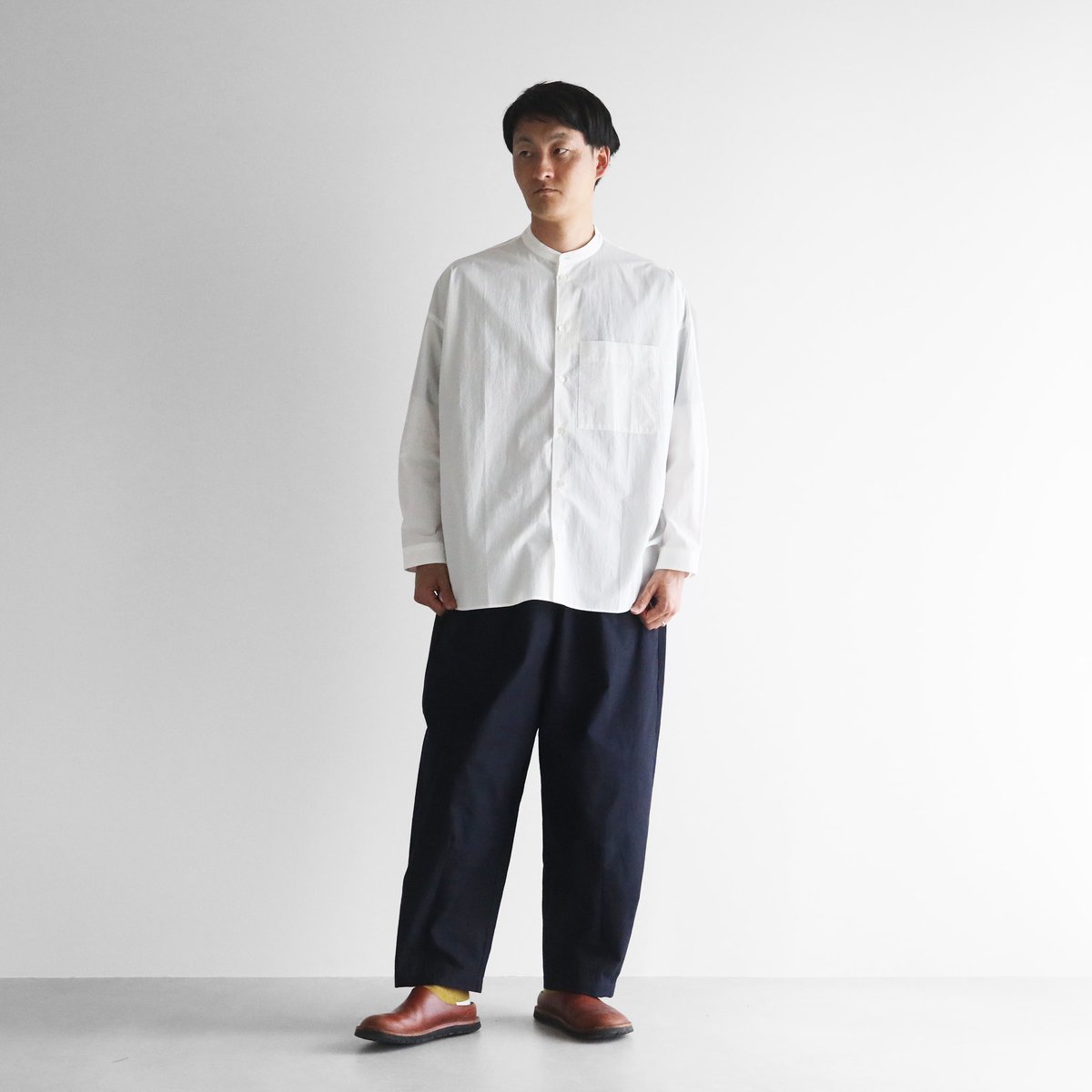 バフクロスバルーンパンツロング(ダークネイビー) 低速のシャトル織機