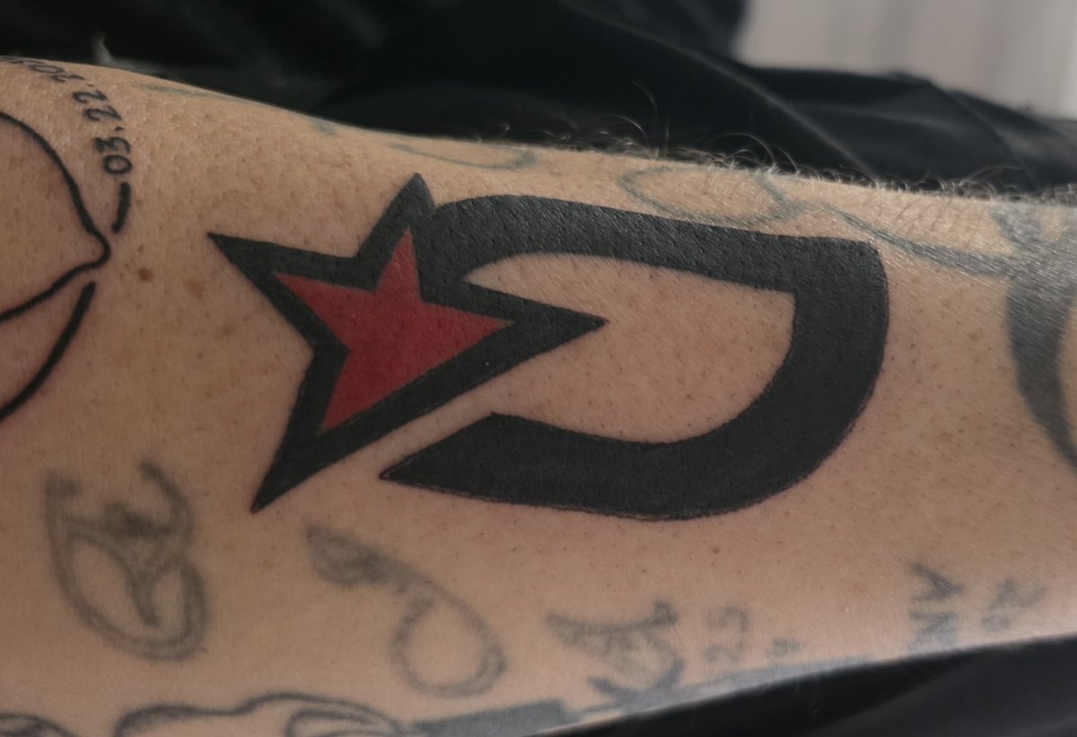 Fresh tat! #GreenWall #opticgaming #OpticTexas #h3cz