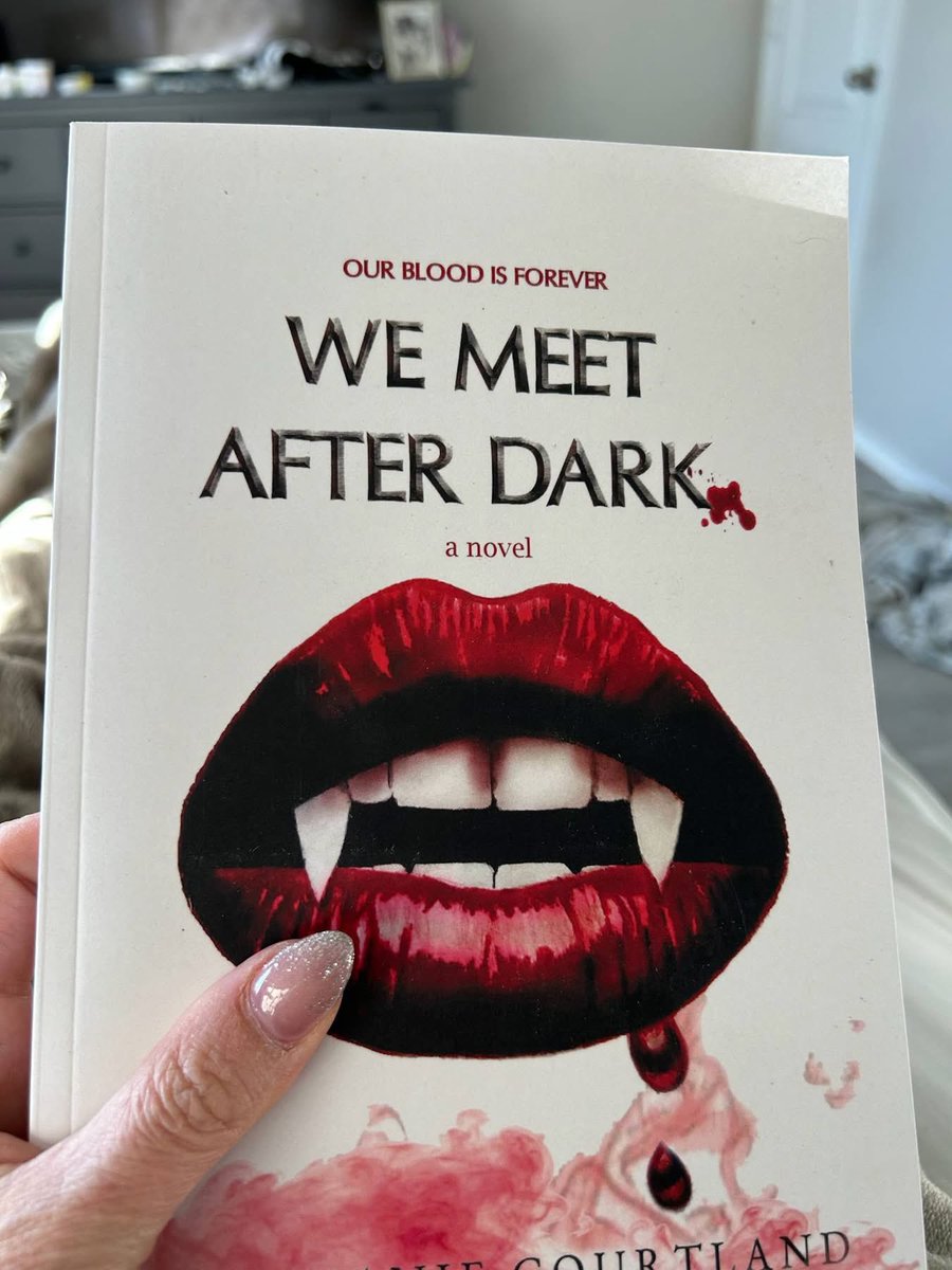 stephwrites79's tweet photo. Someone sent this to me today! There is something so satisfying and awe inspiring about seeing my book in a readers hands! Dreams absolutely do come true as long as you keep chasing them. ❤️ #writer #WritingCommunity #debutnovel #wemeetafterdarkbook https://t.co/ZE1JRrlfcb